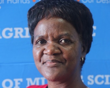 Dr Ennie Manyumwa