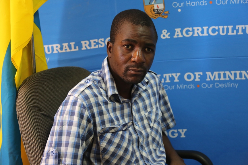 Mr Ephraim Dera