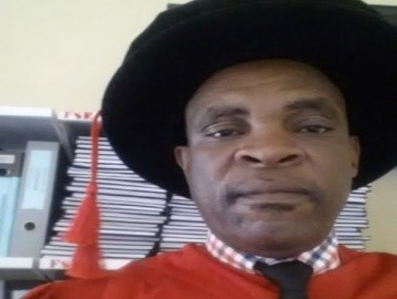 Prof Jephias Mapuva